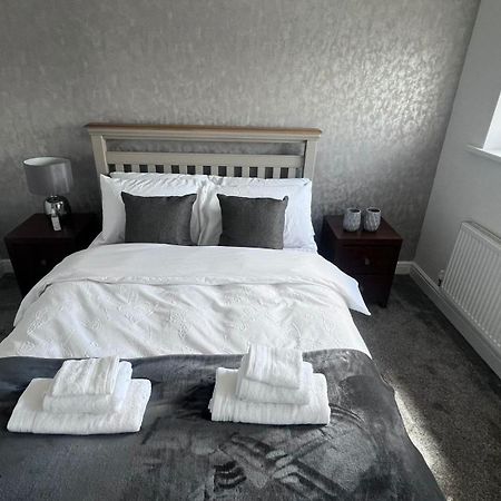 Florence House Thornaby on Tees ภายนอก รูปภาพ